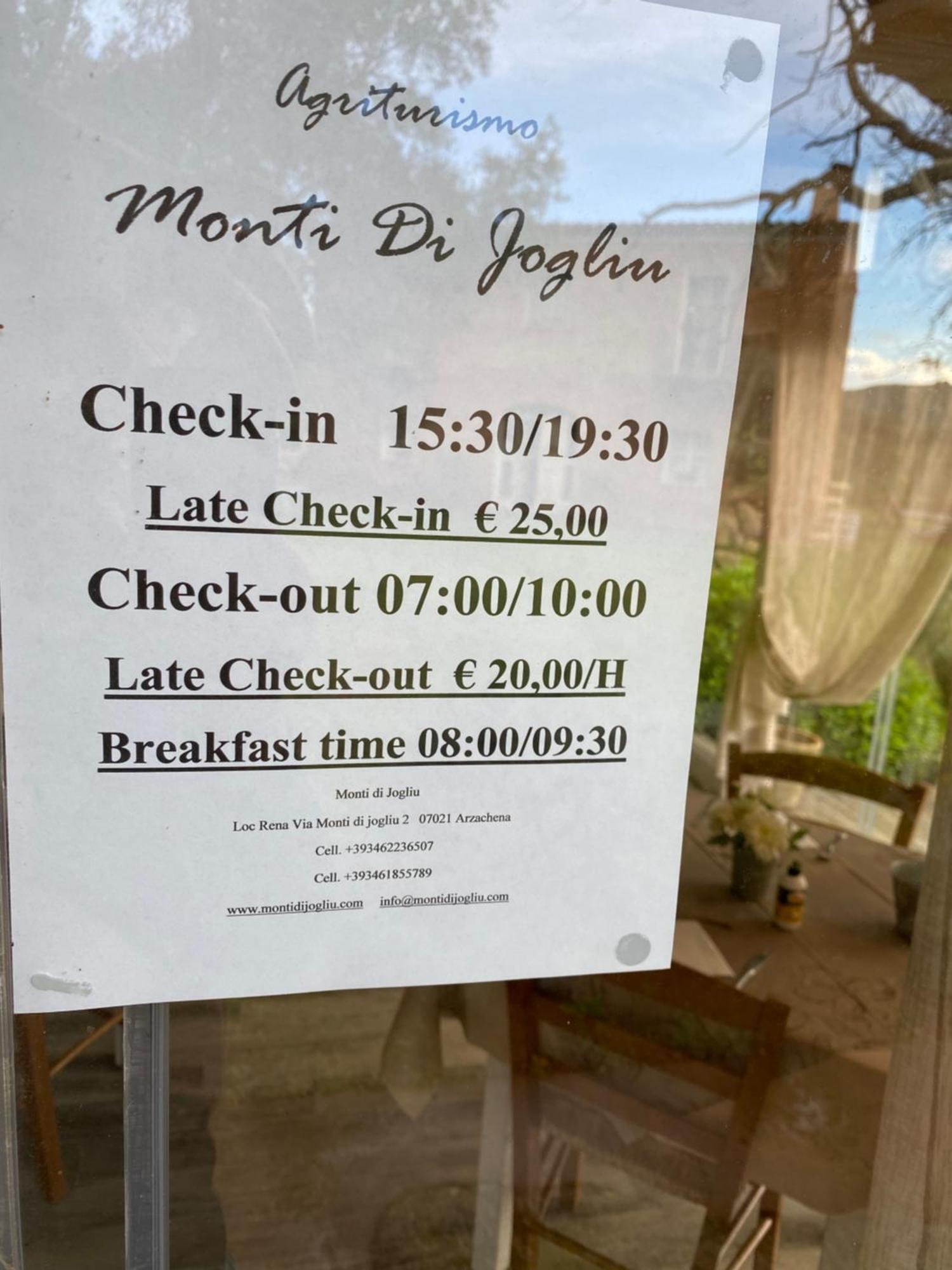 Monti Di Jogliu Villa Arzachena Eksteriør bilde